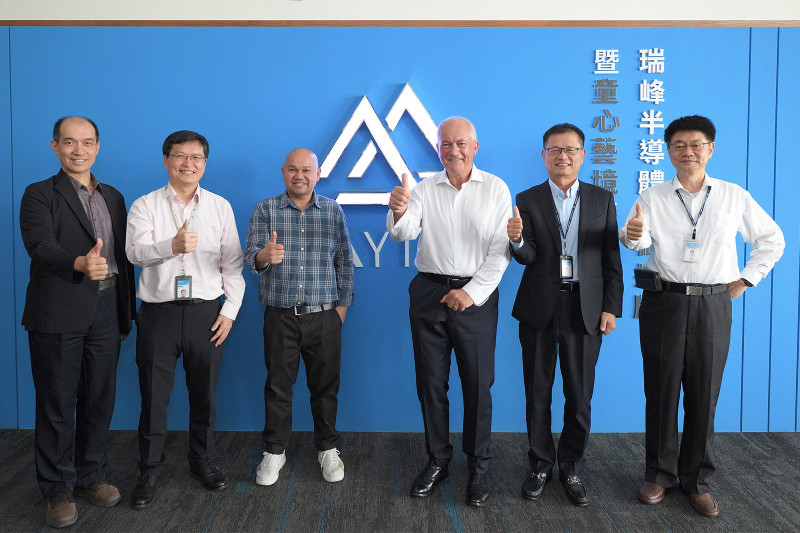 工研院促成瑞峰半導體攜手法國新創NcodiN，共同投入奈米雷射光電共封裝關鍵技術研發。（工研院）