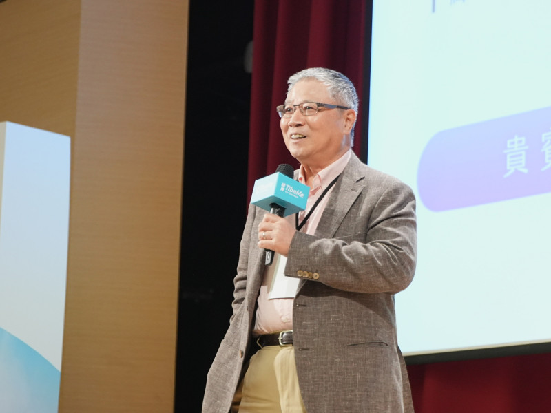 緯創董事長林憲銘今天表示，台灣不能只是一個製造AI設備的重要基地，應該要真正成為AI應用大國。（緯創提供）