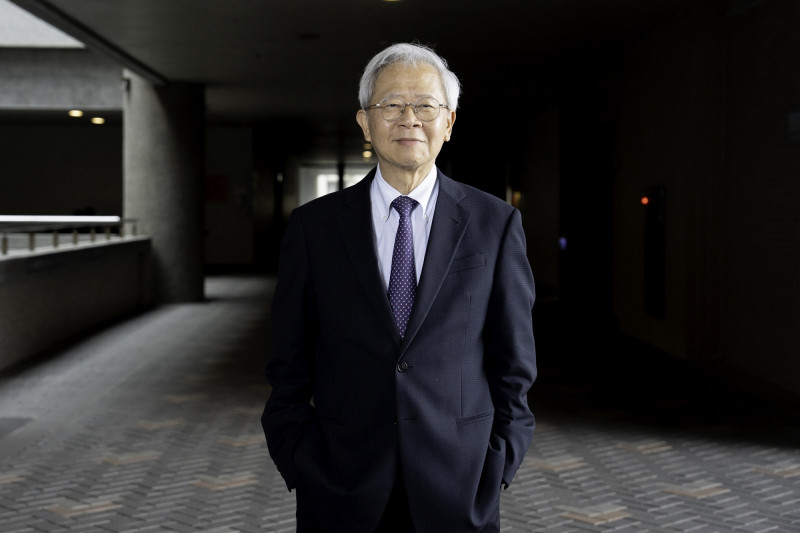 長庚大學校長湯明哲說，記憶體學程在課程設計上徹底擺脫了傳統學術界純理論的刻板架構，以高科技產業第一線的真實核心需求為主。（長庚大學提供）