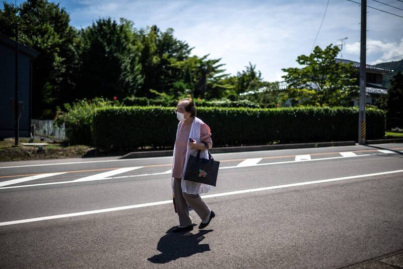Frugal Grandma Heartbroken After Giving 220,000 for Grandchild’s Education