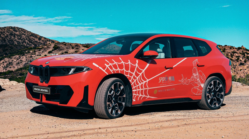 元太攜手BMW打造彩色變色概念車 蜘蛛人動畫登上車身