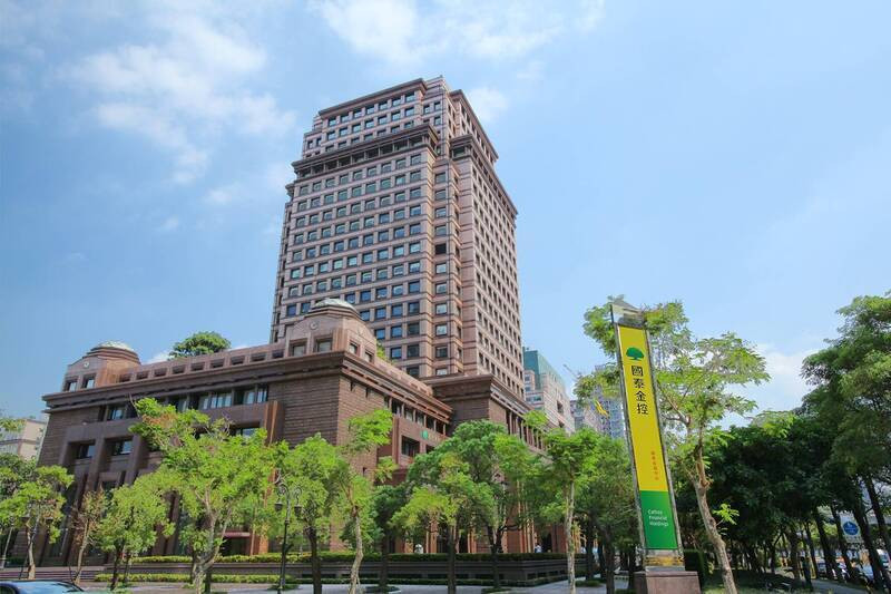 國泰金前7月獲利873億 保留盈餘影響數1870億創新高