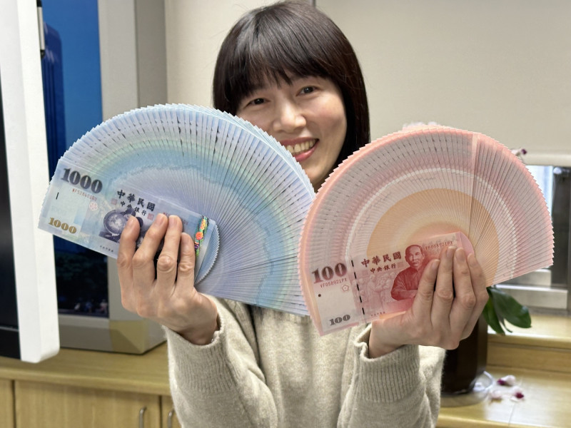 日圓160止跌轉強 新台幣勁揚逾1角重登31字頭