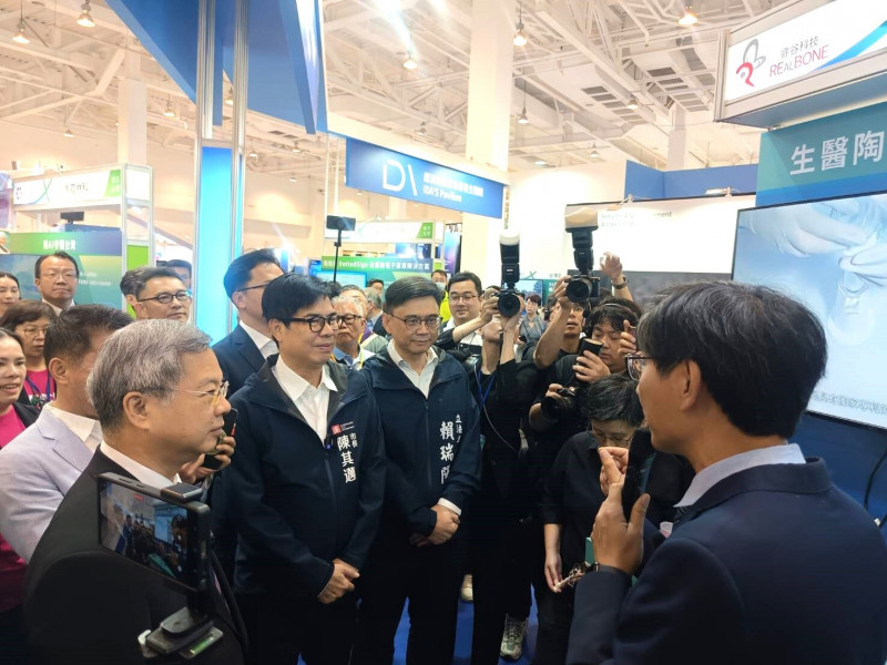 「亞灣新創大南方」開幕 陳其邁：高雄新創公司蓬勃發展