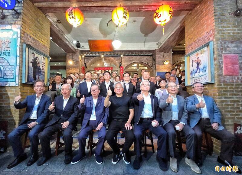 輝達執行長黃仁勳向來以在全球各地出差時，到外面餐廳用餐聞名，黃仁勳之前就在台灣多次舉辦「兆元宴」，宴請供應鏈夥伴高層。（資料照）