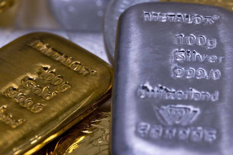 黃金白銀遭血洗 分析師示警:跌破「這價位」恐再殺一波