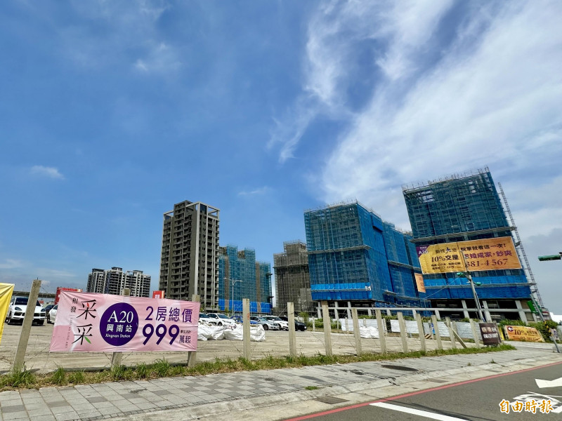 房市淡季 8月六都買賣移轉棟數月減23％