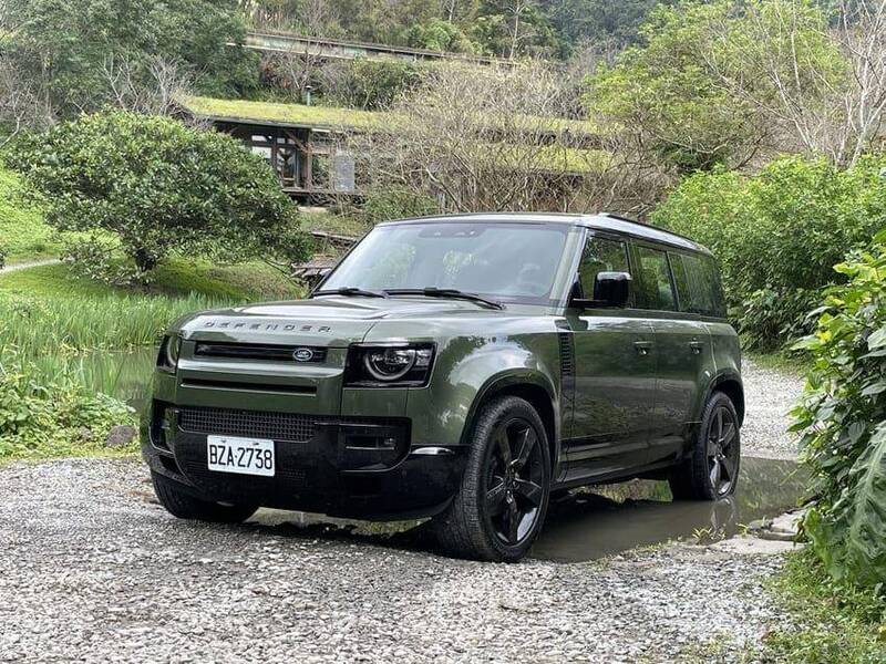 不買新雙B！日企老闆偏愛 Land Rover、豐田「4年中古車」背後原因曝光