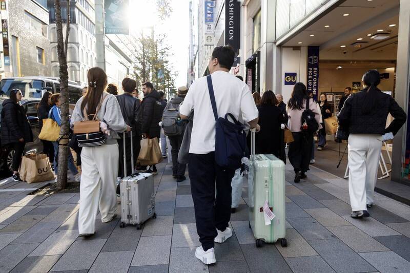 中國人來旅遊還是住很久?日本人竟稱「1技巧」就能分辨 中國網友吵翻小紅書
