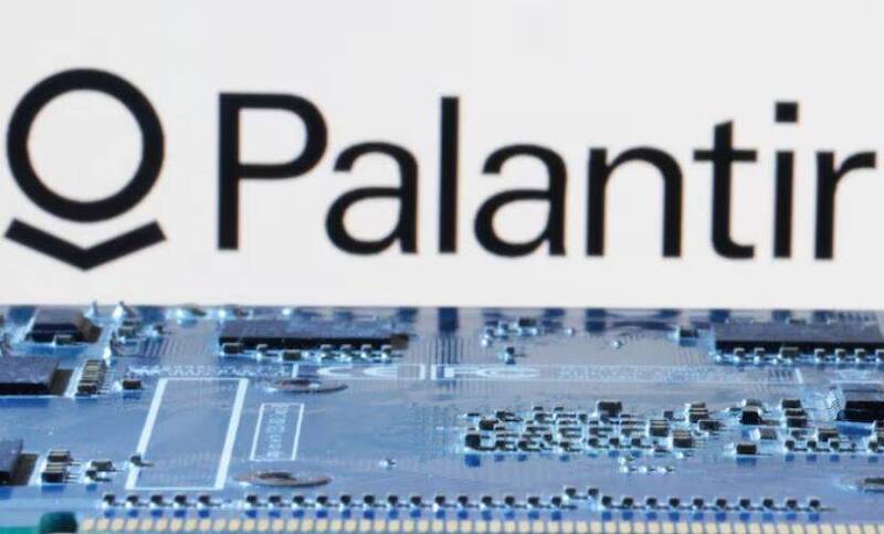 外媒指出，Palantir與輝達因擔心資料安全問題，正限制人工智慧模型的使用。（路透）