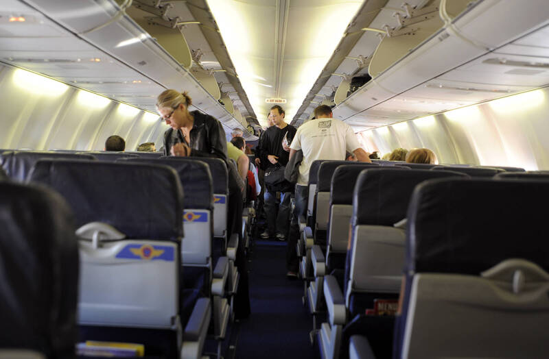 是你嗎?搭飛機最「惹人嫌行為」曝光 很多人都犯過