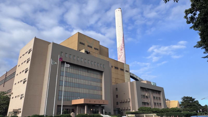 台中電廠燃煤1、2號機組告別供電行列。（台電提供）