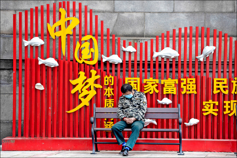 債務壓力超過美國 中國三次化債全推老百姓