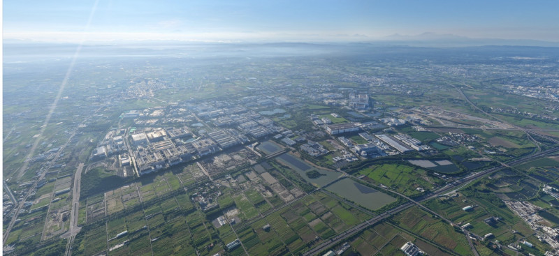 台積電宣布台南再蓋3奈米廠，預計2028年量產。圖為南科與特定區A區。（台南市政府提供）
