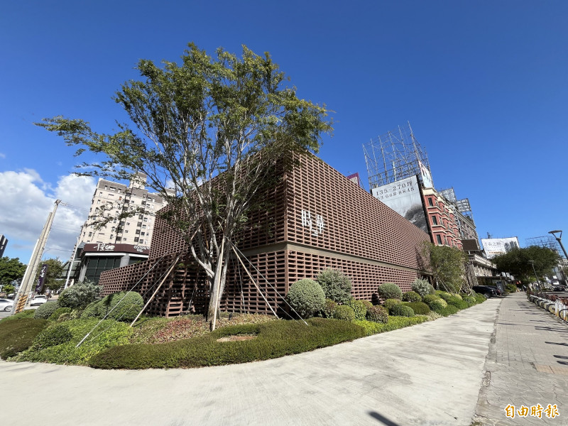 AI創富效應 不到30歲夫妻砸4千萬買竹北預售案 AI創富效應 不到30歲夫妻砸4千萬買竹北預售案
