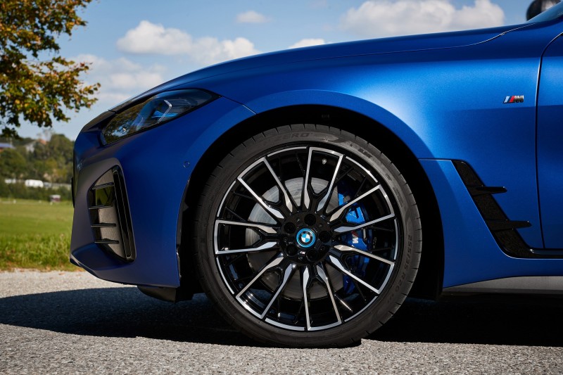 巴斯夫再生原料 BMW採用生產永續汽車塗料