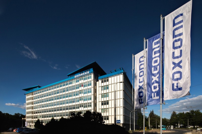 鴻海ESG展成效 捷克廠獲「最佳十年雇主」第2名