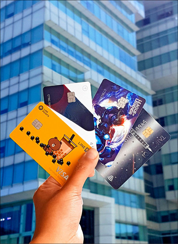 聯名卡8月排名大洗牌 中信銀可望登3冠王