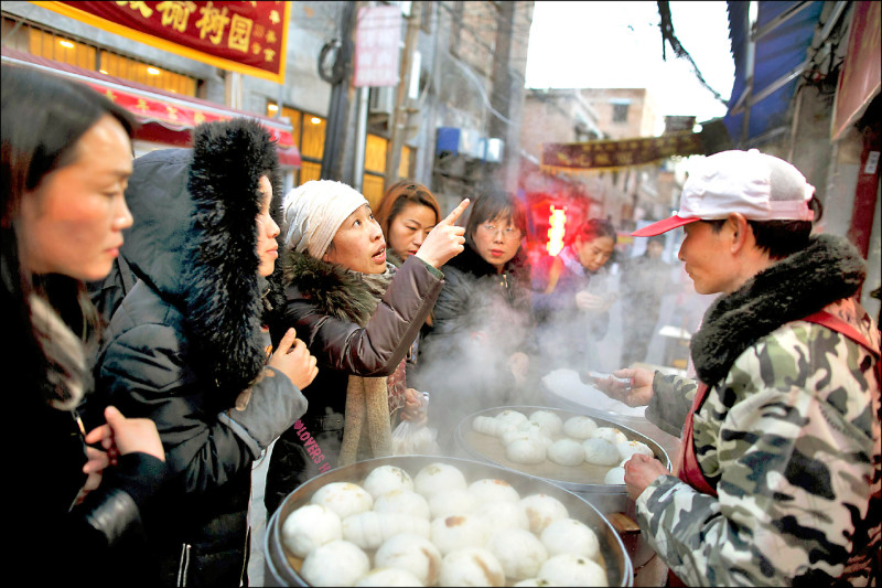 搶錢整死店家 北京包子鋪賣豆花挨罰