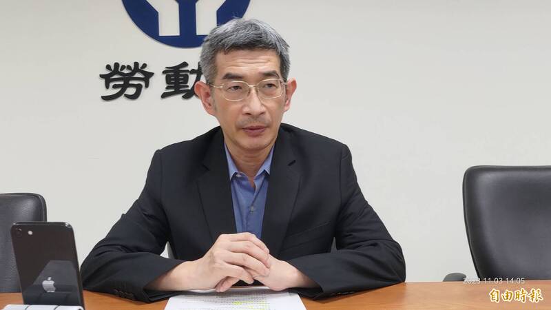 勞動部擬小規模試辦彈性育嬰留停 最低5天起跳