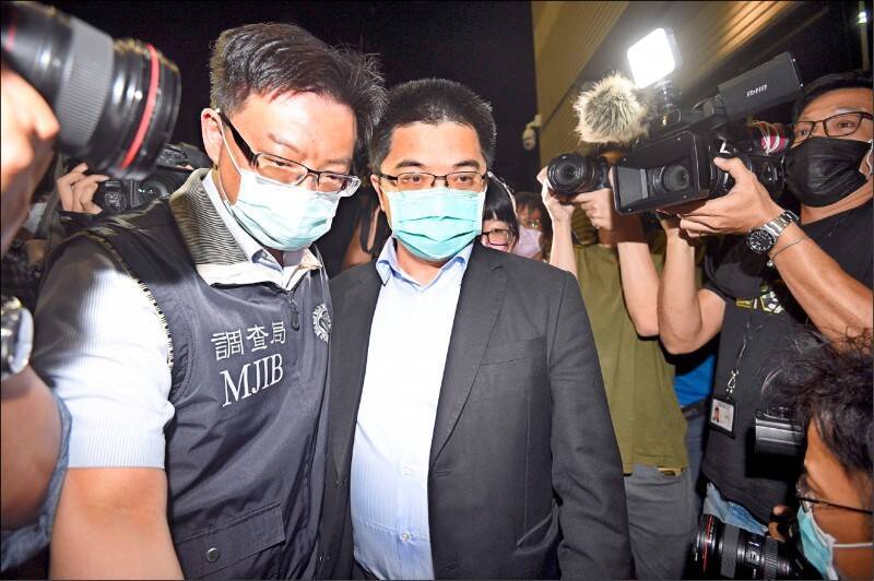 東洋採購BNT疫苗內線交易 偵結起訴前總經理施俊良14人