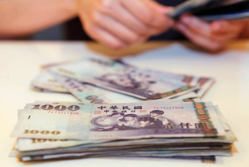 金融時報:台幣升太猛 恐引發亞洲2.5兆美元拋售 金融時報:台幣升太猛 恐引發亞洲2.5兆美元拋售
