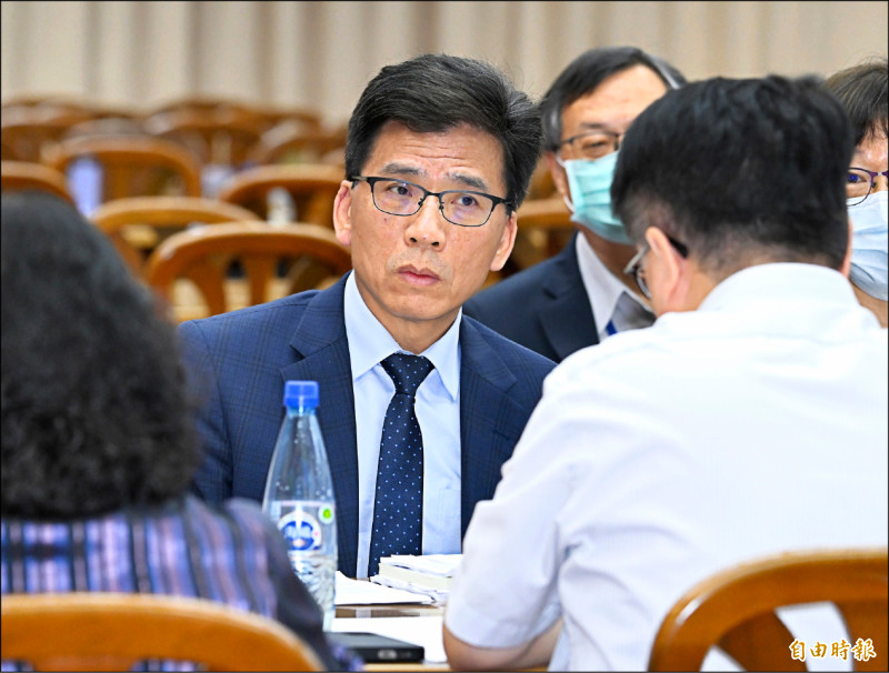 保單強制執行修法初審 解約金豁免門檻提高至14.6萬