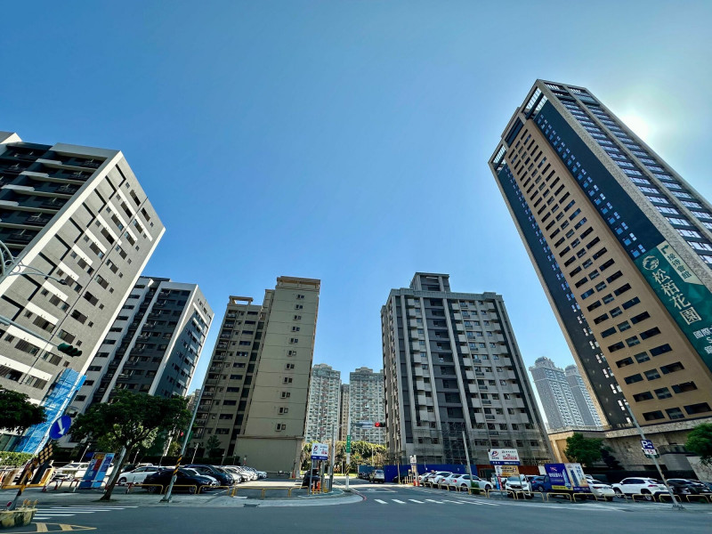 17年首見！ Q1戶籍宅內平均人口數跌破3人