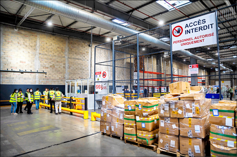 小額免稅全面終止 寄美包裹多暫停