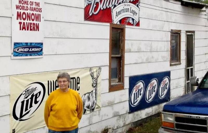 1個人的小鎮！90多歲嬤當鎮長、酒吧老闆創造驚奇副業文化