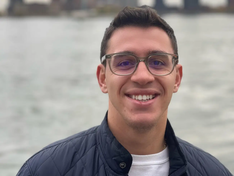 曾是投資分析師 他辭職靠Fiverr自由接案 5年淨賺逾2500萬