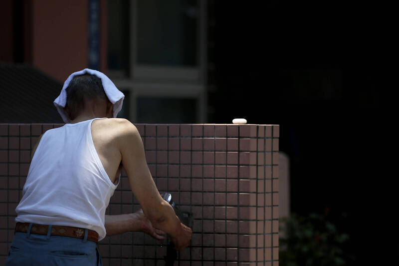 擁2000萬！65歲退休男卻喊「每天活在地獄」 問題出在1長年習慣