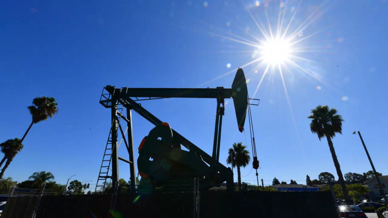 油價飆漲股市下挫 川普雙線出擊制裁俄國威嚇中國