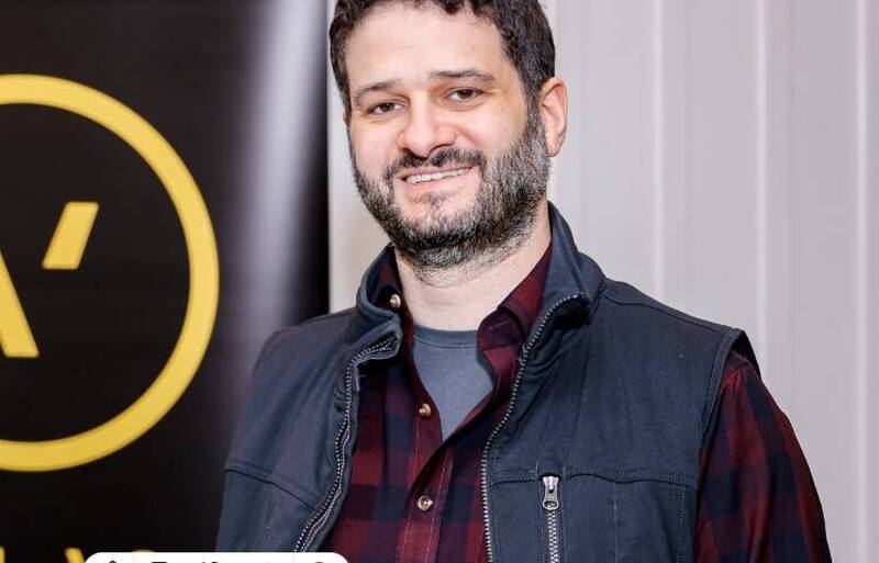 擔任CEO 13年「筋疲力竭」！Meta創始人自曝每天擺出「這面孔」原因