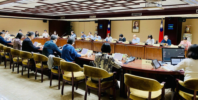 中國熱軋扁軋鋼品、啤酒反傾銷案 經部審議認定國內產業遭實質損害