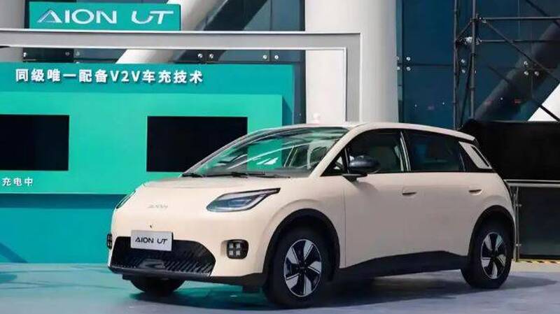 中國電動車下殺到21萬元！京東新開戰 比亞迪護城河恐漏水