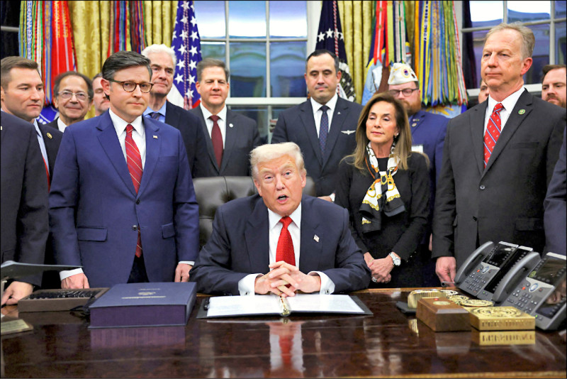 通膨惹民怨 川普豁免逾200項食品關稅