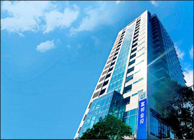 00940、00878兩巨嬰大吃貨！00940這檔老將敲4.26萬張最狂 放量大噴出