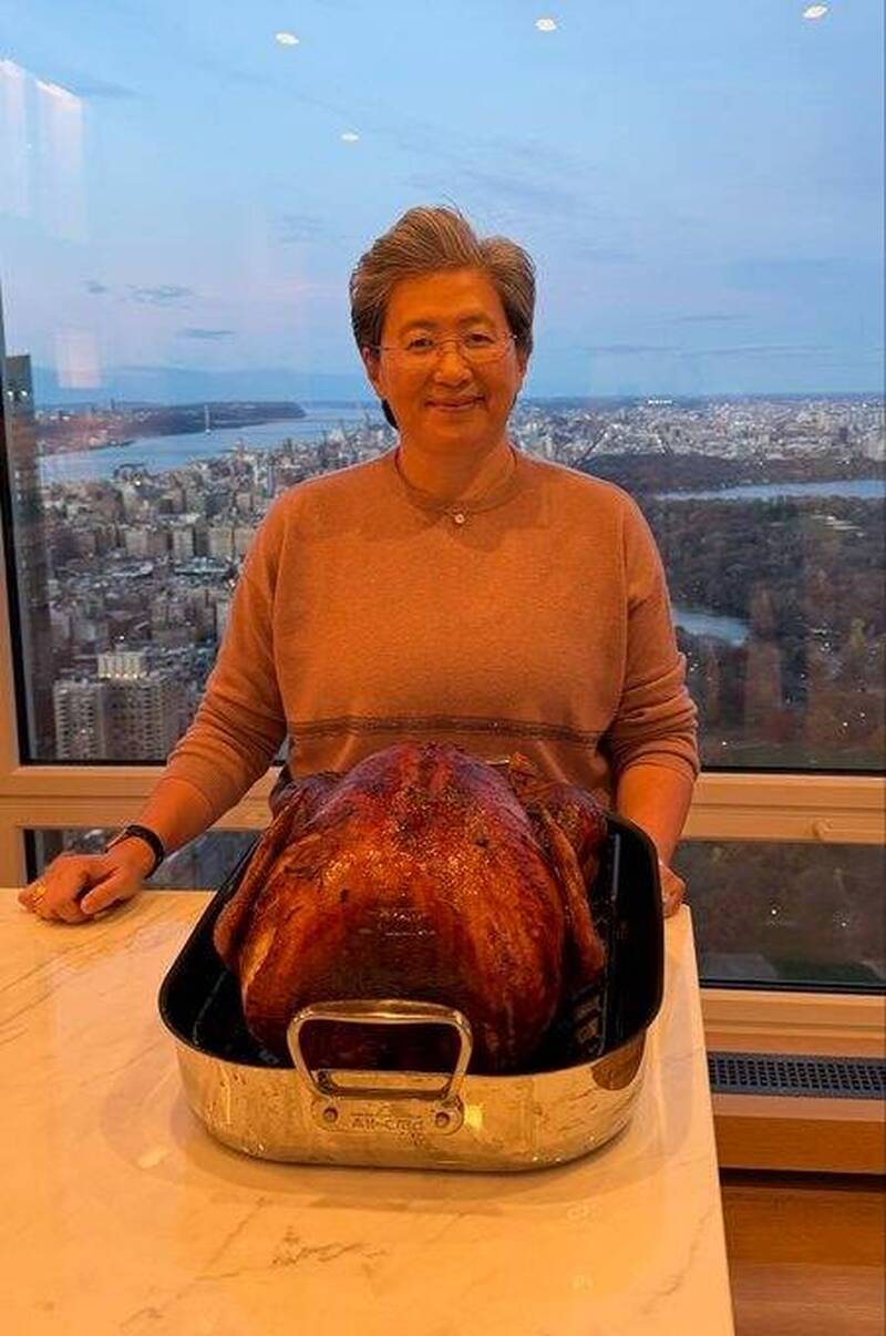 快來朝聖！AMD執行長蘇姿丰曬3張圖狂吸35萬點閱