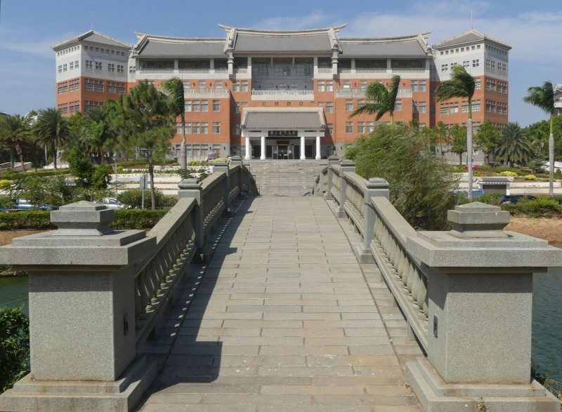 好幸運！金門大學超商花45元抱走統一發票200萬獎金