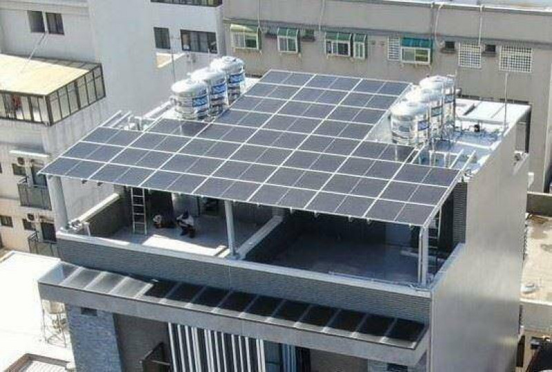 屋頂光電政策轉彎?內政部擬縮限 經濟部籲維持原案