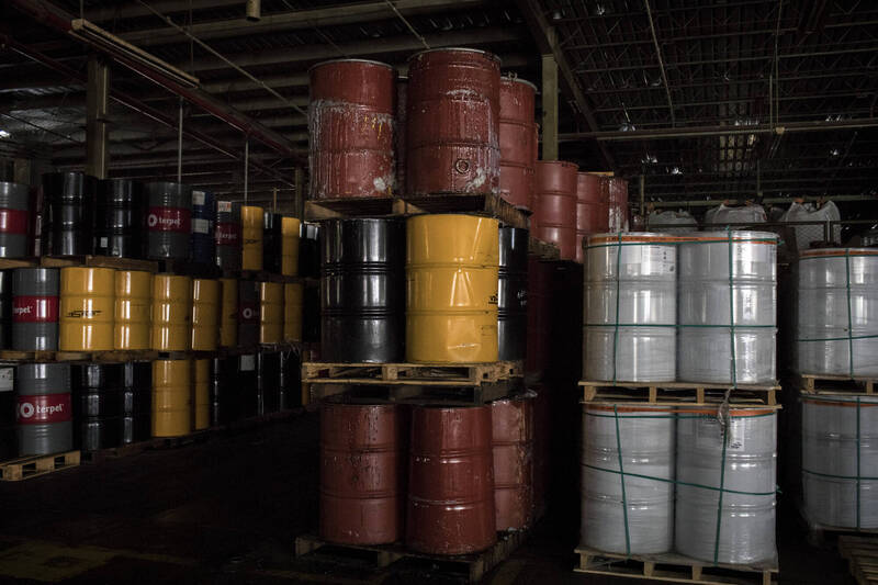 產油國要崩潰了？貿易巨頭示警：2026年迎接石油「超級過剩潮」