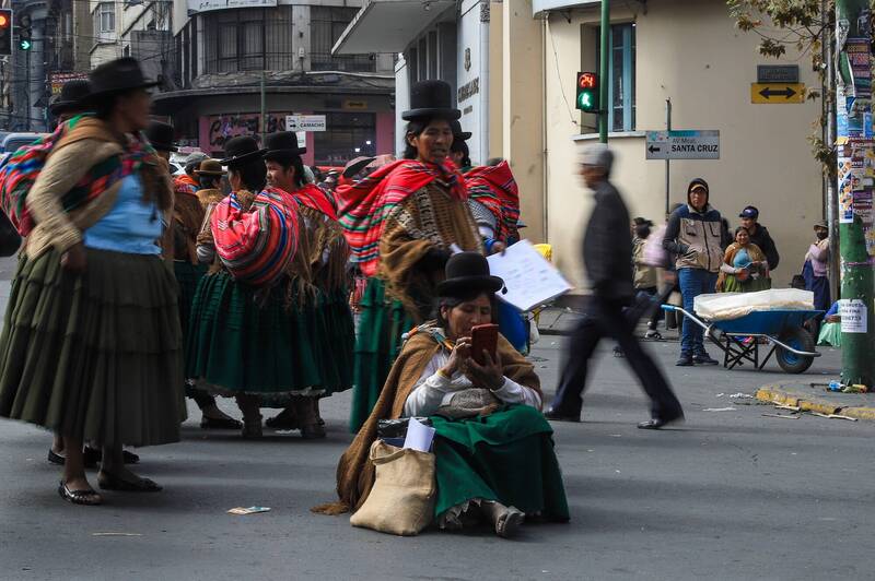 親中經濟崩盤快吃土！「這國」外匯存底蒸發近9成終於醒了