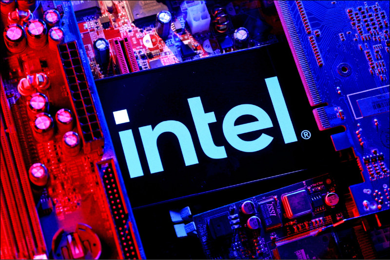 英特爾麻煩大了 18A效能慘輸台積3奈米