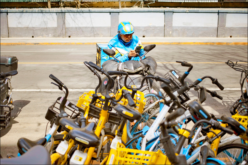 中國就業慘 世界工廠變零工大國