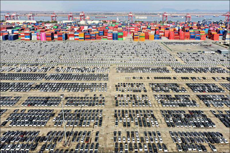 「不出海就出局」 中國電動車全球倒貨