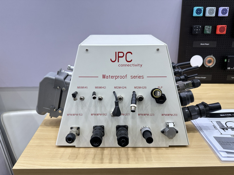 佳必琪1.6T產品導入驗證   釋出矽光子與CPO三年藍圖