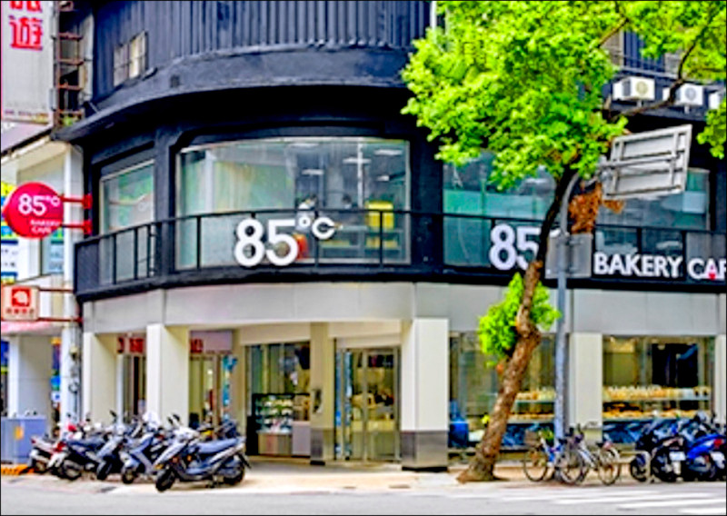 中國網紅餐飲暴起暴落》中內需疲軟消費降級 台餐飲業掀撤中潮