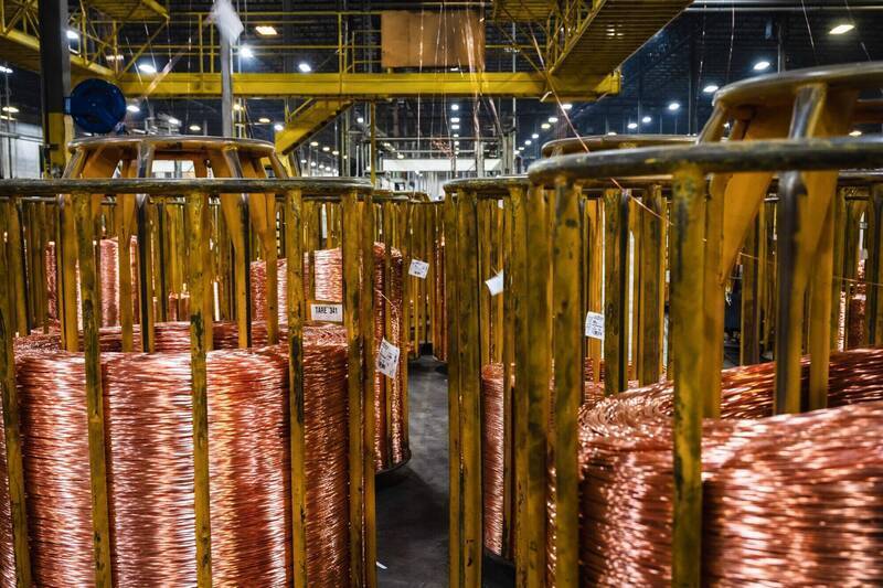 貴金屬派對狂嗨！銀被掃光、銅價天天破紀錄  背後「推手」全曝光