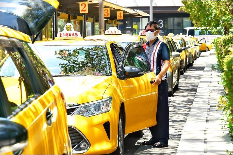 你在淘汰名單上嗎？到2030年最可能消失的7種職業1次看